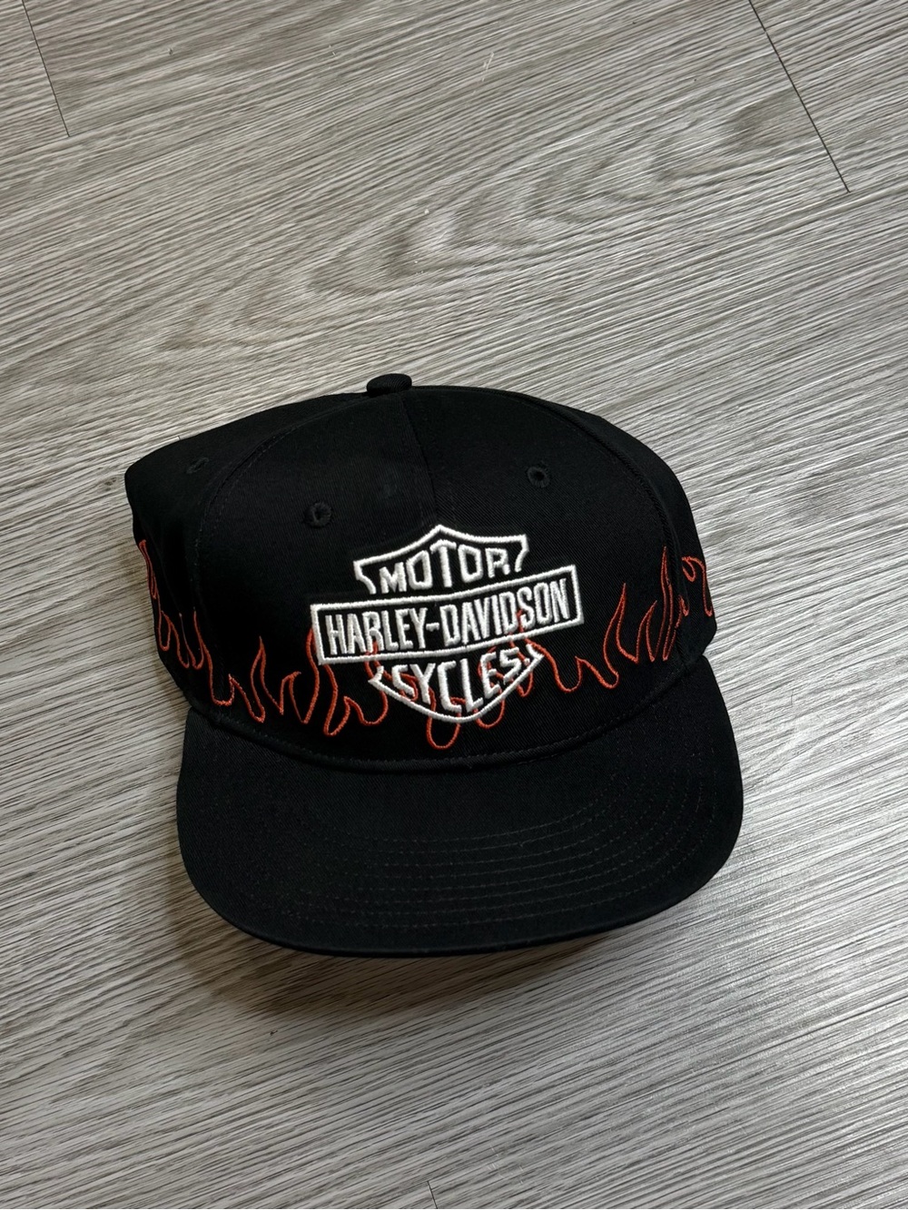 Harley Davidson Shield Flame Fitted Hat Sz XL Black Biker Cap 7 1/2 - 7 5/8